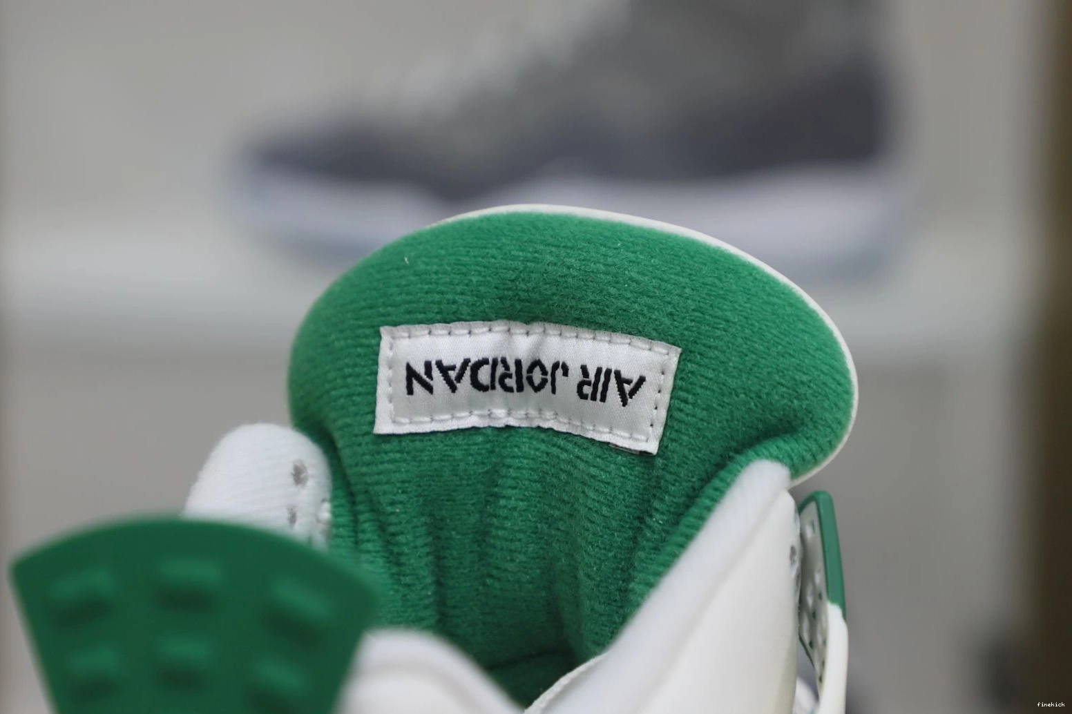 'PINE GREEN' RETRO SB NIKE X JORDAN 4 AIR 0224